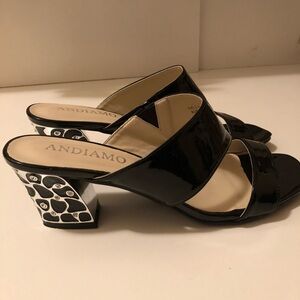 Tick jewels heels sandals